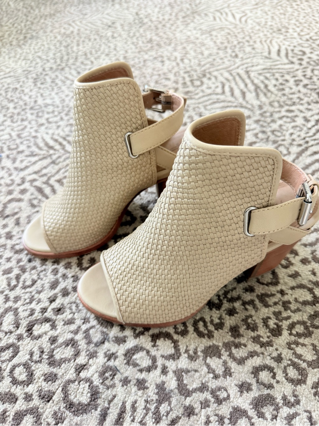 Frye And Co. Cream Woven Open-Toe Ankle Mules
